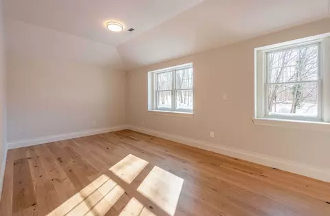 7 Colburn St, Gloucester, MA 01930 photo 28