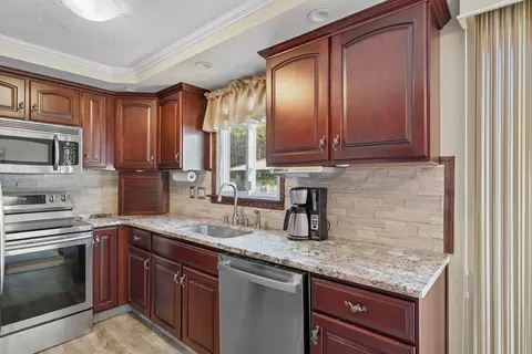 Kitchen - 46 Overlea Dr, Springfield, MA 01119 photo 1 of 4