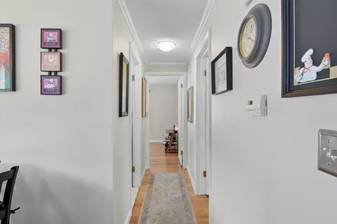 Entry Way - 46 Overlea Dr, Springfield, MA 01119 photo 1 of 4