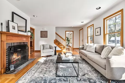 8 Algonquin Rd, Acton, MA 01720 photo 3
