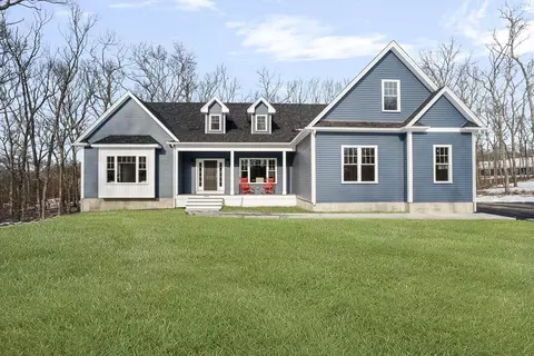 660 Pine St, Seekonk, MA 02771