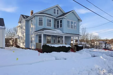 53 Collins St, Worcester, MA 01606