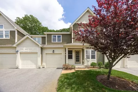 4 Lowell Dr #4, Hopkinton, MA 01748