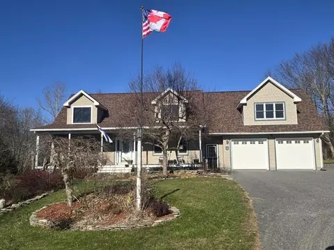 162 Sutton Ave, Oxford, MA 01540