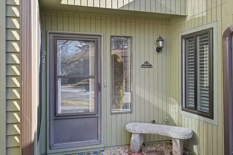 241 Trailside Way #241, Ashland, MA 01721
