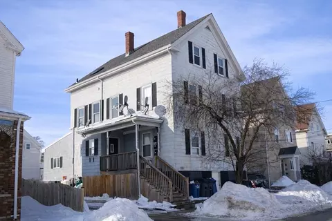 15 Swampscott Ave, Peabody, MA 01960