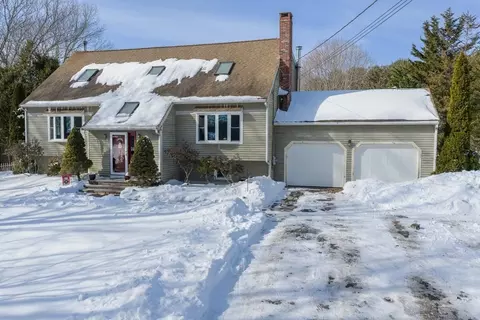 73 Bayview Ave, Berkley, MA 02779