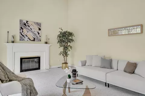 11 Walnut St, Acton, MA 01720 photo 5