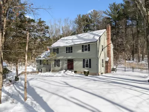 180 Rowley Bridge Rd, Topsfield, MA 01983