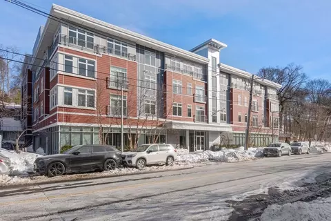 99 Tremont St #302, Boston, MA 02135