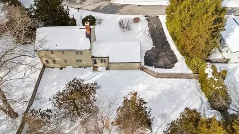 View/Area - 32 Granger Ave, Reading, MA 01867 photo 2 of 2