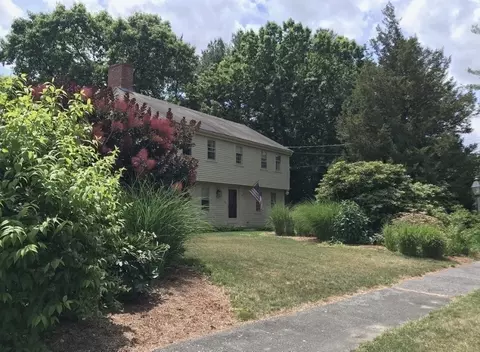 Exterior - 32 Granger Ave, Reading, MA 01867 photo 7 of 9