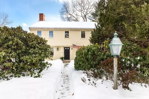 Exterior - 32 Granger Ave, Reading, MA 01867 photo 4 of 9