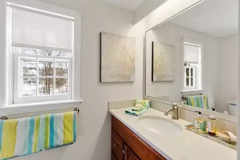 Bath - 32 Granger Ave, Reading, MA 01867 photo 2 of 4