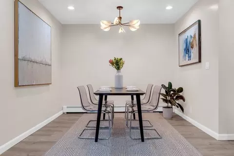 622-624 Saratoga St, Boston, MA 02128