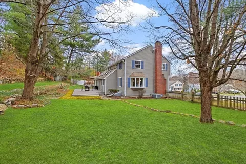 31 Doris Rd, Braintree, MA 02184 photo 2