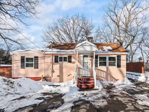 372 Litchfield St, Leominster, MA 01453