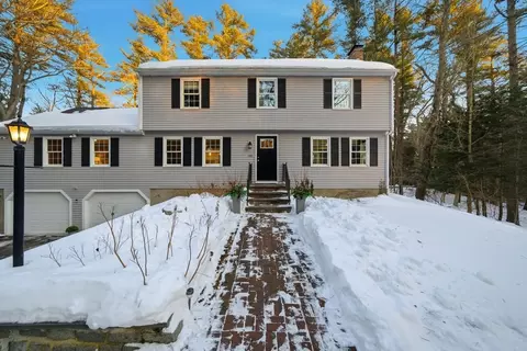 40 Curtis Rd, Boxford, MA 01921