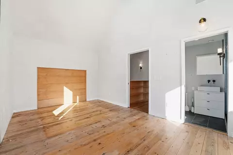 2 Juniper St, Northampton, MA 01062 photo 16
