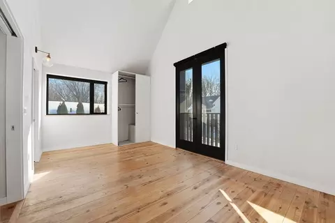 2 Juniper St, Northampton, MA 01062 photo 15