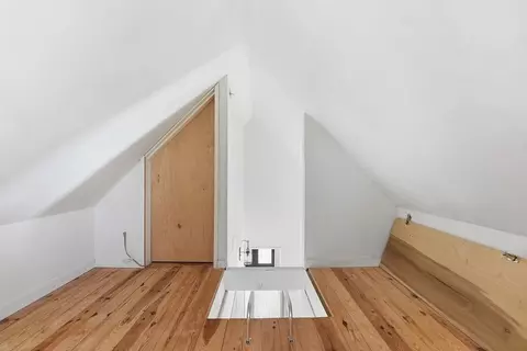 2 Juniper St, Northampton, MA 01062 photo 28
