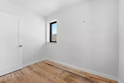 2 Juniper St, Northampton, MA 01062 photo 23