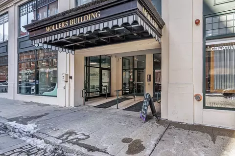 23-33 Middle St #21, Lowell, MA 01852