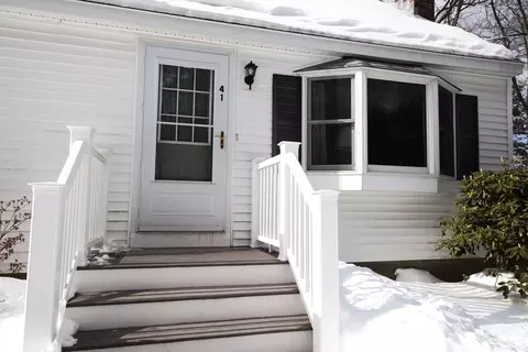 41 Taylor Rd, Maynard, MA 01754 photo 3