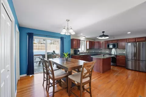 18 Riverton Rd, Springfield, MA 01109 photo 18