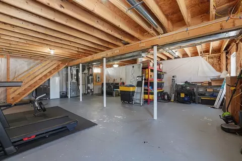 18 Riverton Rd, Springfield, MA 01109 photo 40