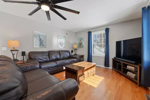 18 Riverton Rd, Springfield, MA 01109 photo 13
