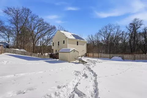 18 Riverton Rd, Springfield, MA 01109 photo 7
