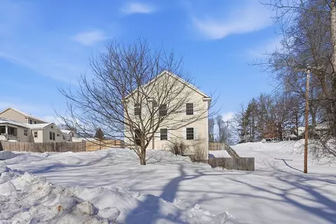 18 Riverton Rd, Springfield, MA 01109 photo 10