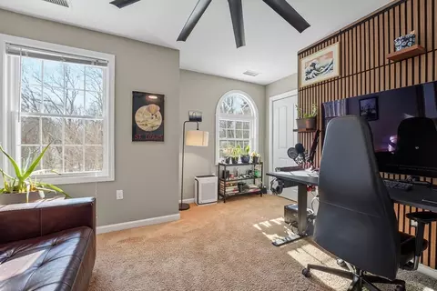 18 Riverton Rd, Springfield, MA 01109 photo 26