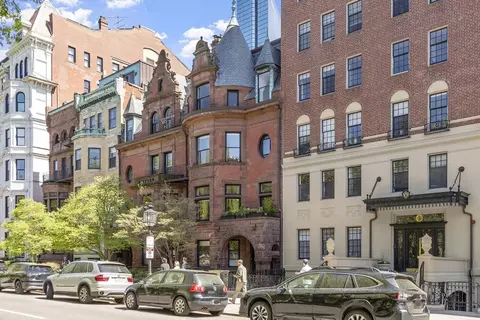 178 Commonwealth #7, Boston, MA 02116