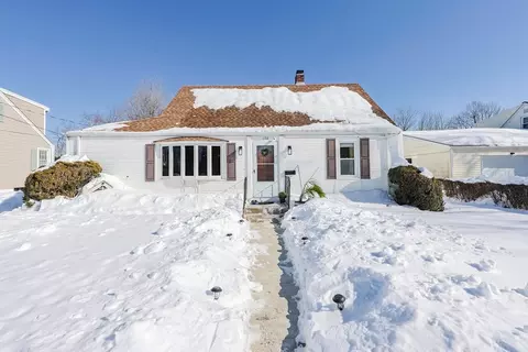 158 Chester St, Worcester, MA 01605