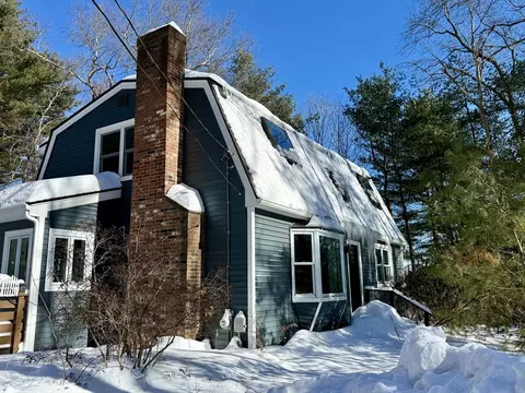 232 Rockrimmon St, Belchertown, MA 01007