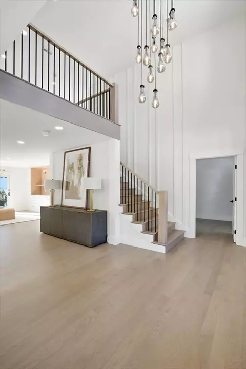 12 Daley, Hingham, MA 02043 photo 2