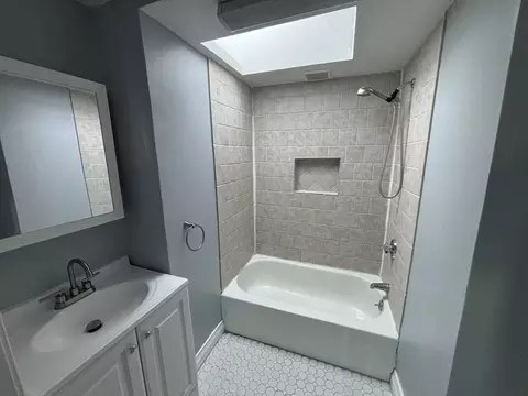 Bath - 276 Onset Ave # A, Wareham, MA 02571 photo 2 of 3