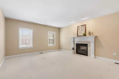 18 Symonds Way, Reading, MA 01867 photo 20