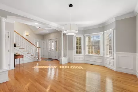 18 Symonds Way, Reading, MA 01867 photo 6