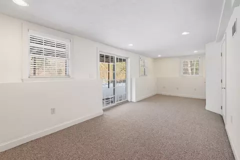 18 Symonds Way, Reading, MA 01867 photo 36