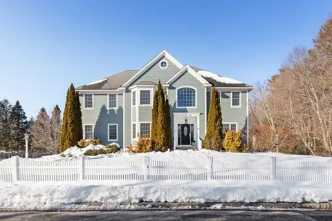 18 Symonds Way, Reading, MA 01867
