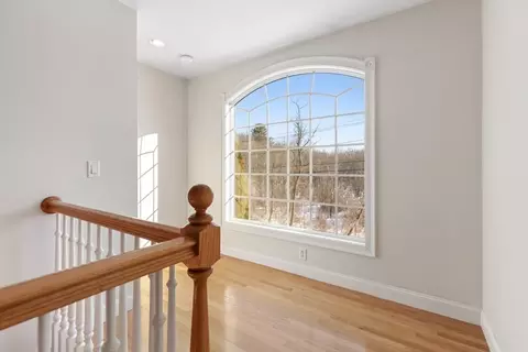 18 Symonds Way, Reading, MA 01867 photo 24