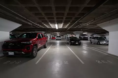 2 Hawthorne Place Pkg 262, Boston, MA 02114