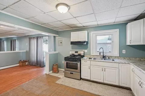 355 Main St, Clinton, MA 01510 photo 2
