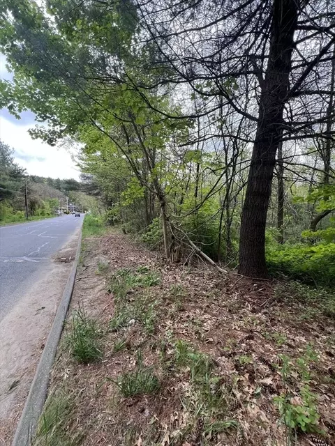 44-50 Lawrence, Palmer, MA 01069