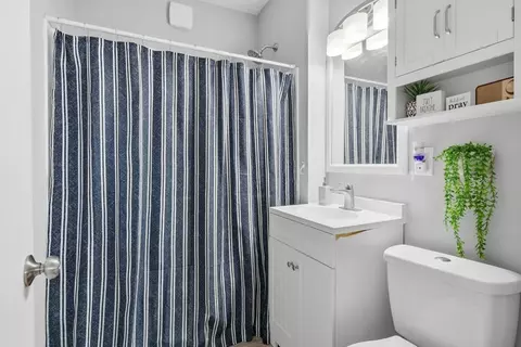 Bath - 200 El Paso St, Springfield, MA 01104 photo 1 of 1