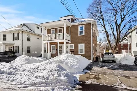 8-10 Russell Rd, Winchester, MA 01890