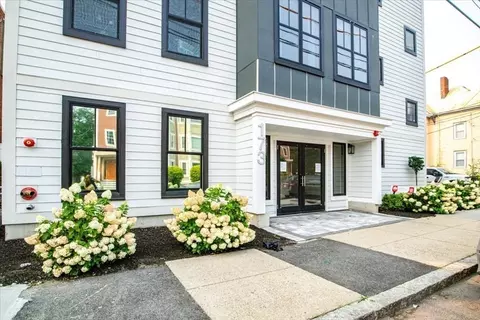 173 Magnolia St #5, Boston, MA 02125